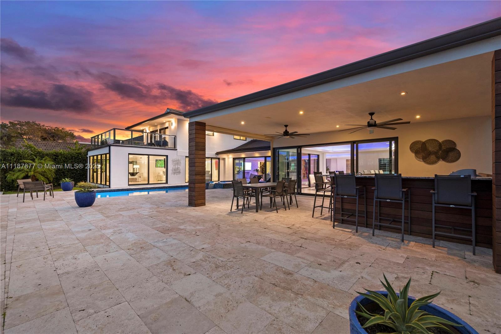 1025 Diplomat Pkwy Hollywood, FL 33019