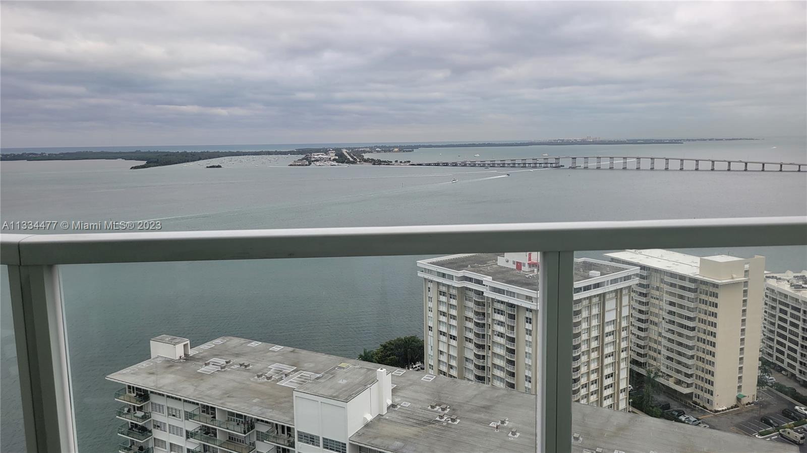 218 SE 14th St #TS305 Miami, FL 33131