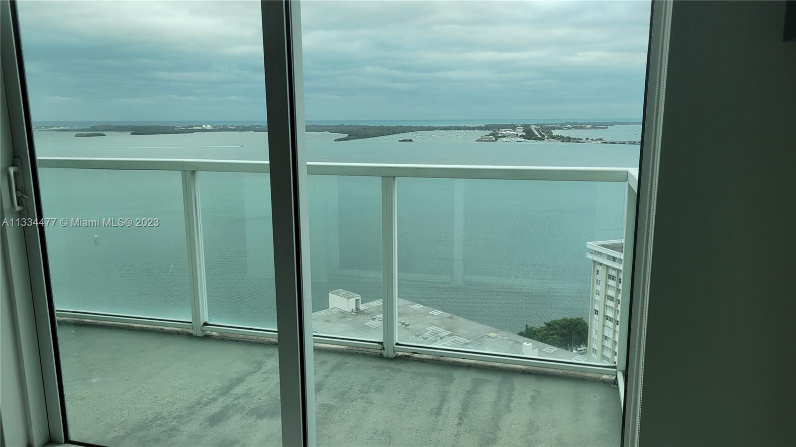 218 SE 14th St #TS305 Miami, FL 33131