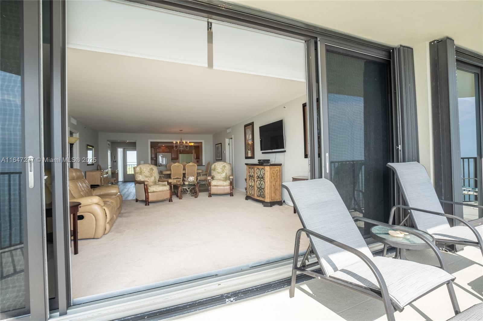 400 Beach Rd #802 Tequesta, FL 33469