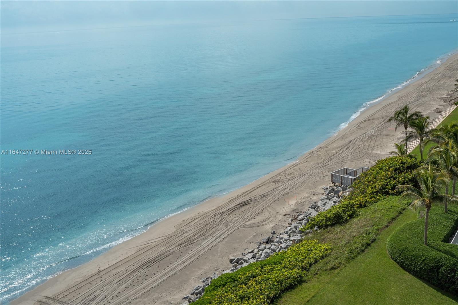 400 Beach Rd #802 Tequesta, FL 33469