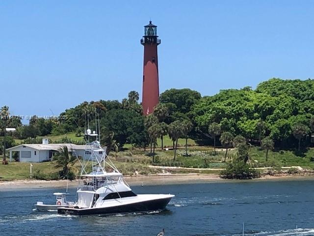 400 Beach Rd #802 Tequesta, FL 33469