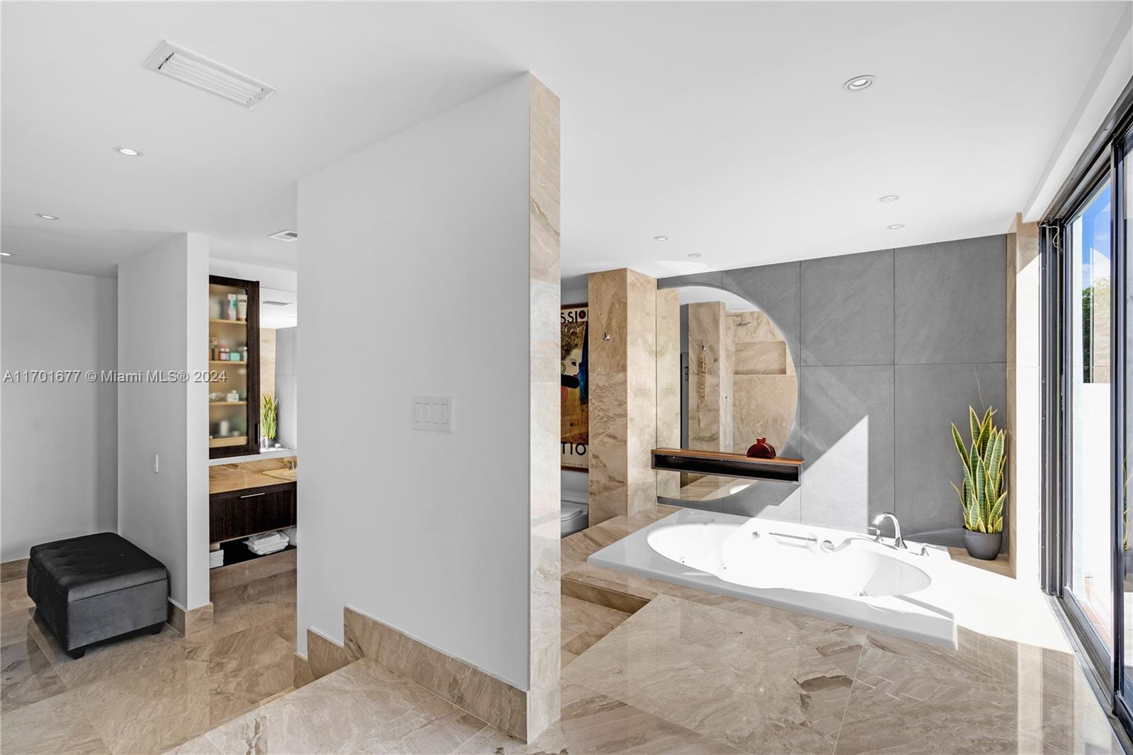 3520 Rockerman Rd Miami, FL 33133