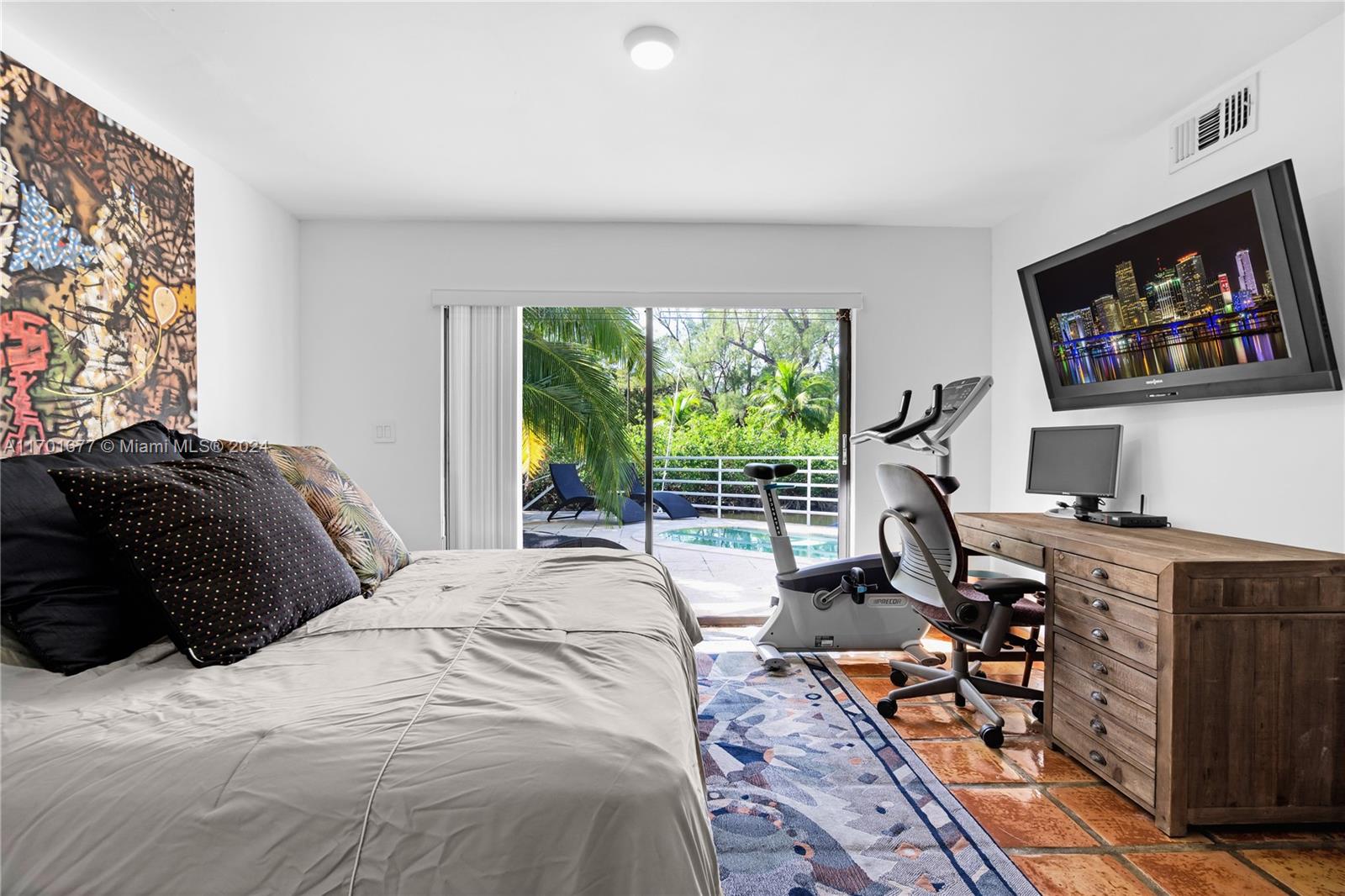 3520 Rockerman Rd Miami, FL 33133