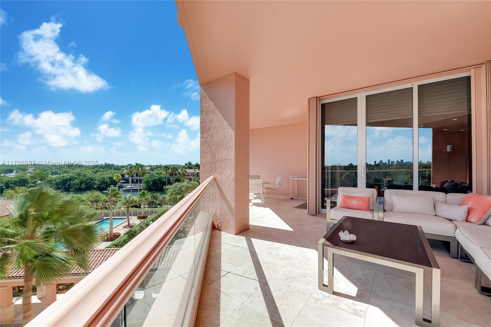 image The Gables Club12