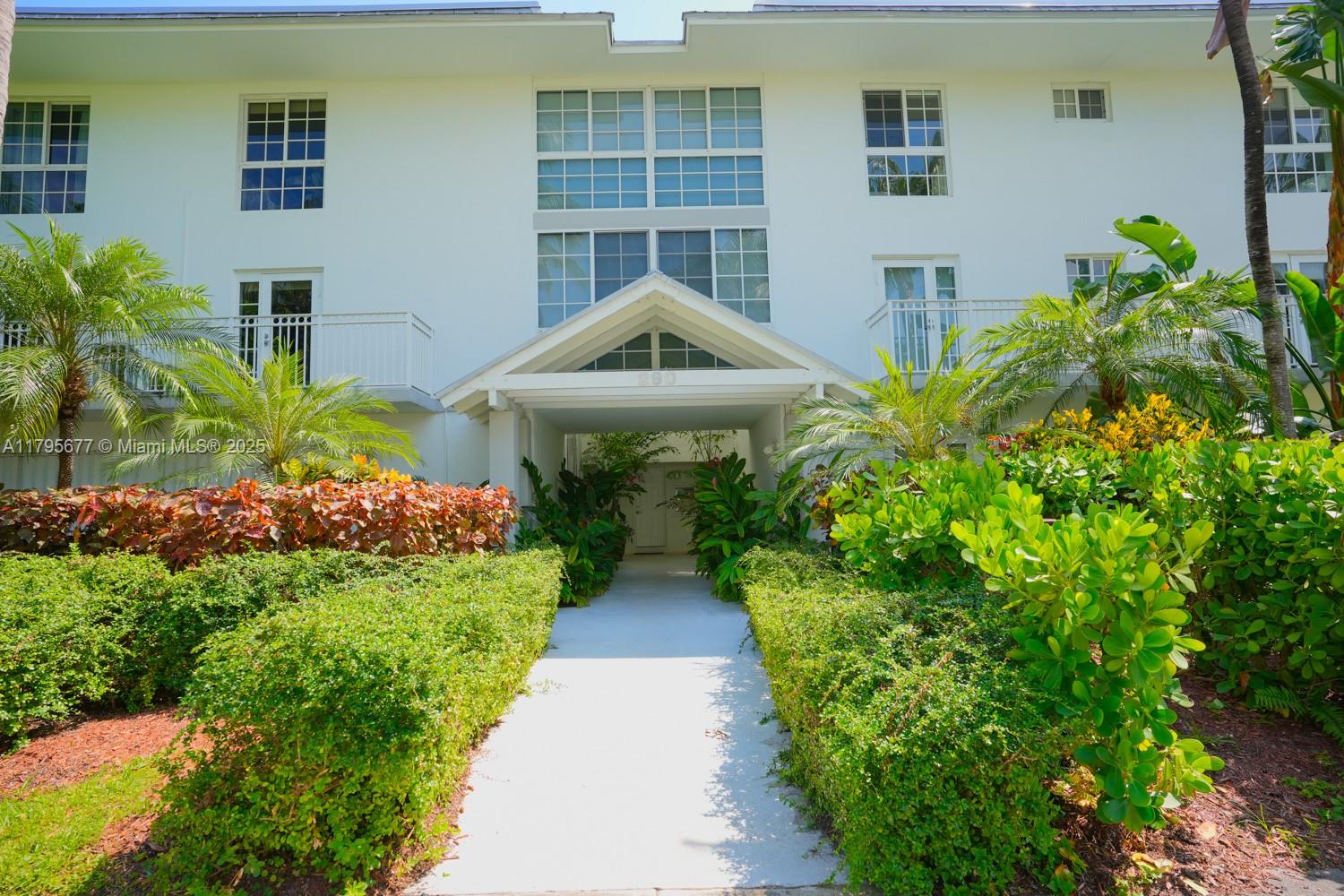 image Key Islander Condo33
