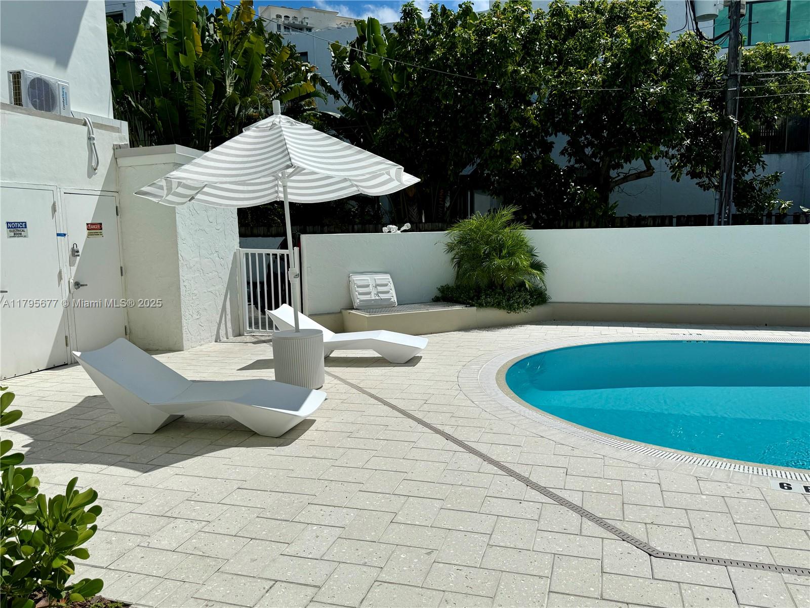 image Key Islander Condo38