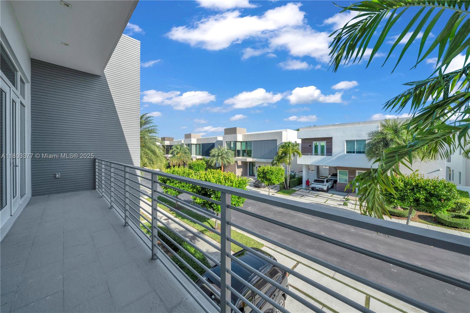 10553 NW 67th Ter Doral, FL 33178