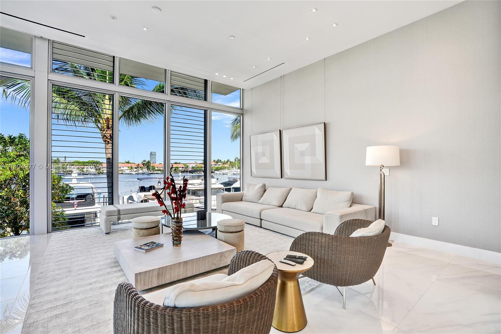 3750 Yacht Clb Dr #TH1 Aventura, FL 33180