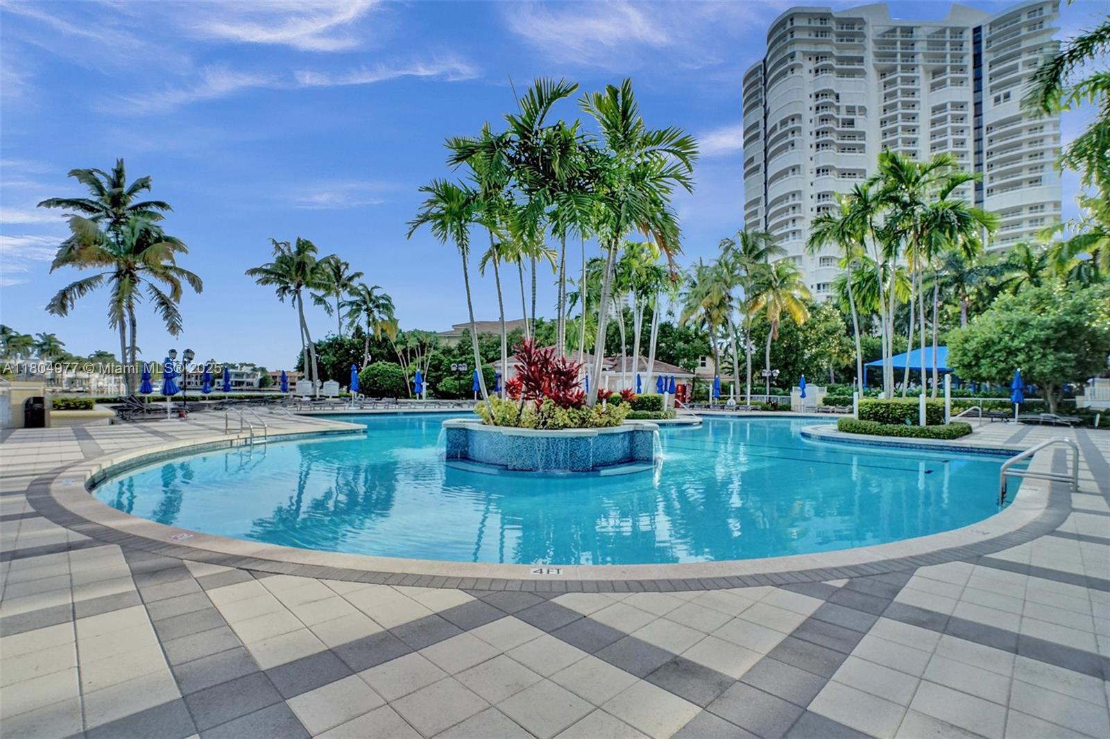 3750 Yacht Clb Dr #TH1 Aventura, FL 33180