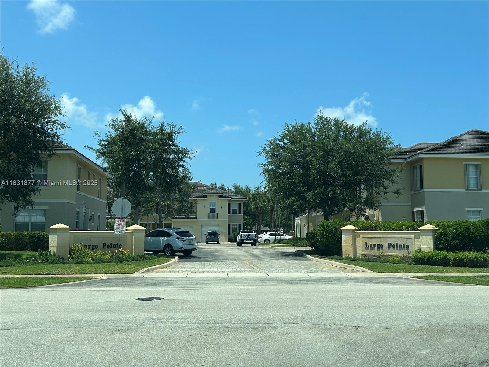3 Largo Way