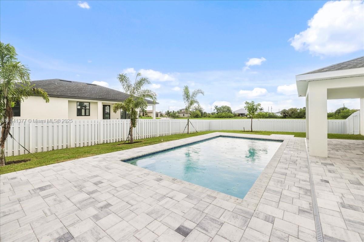 1136 Nw 9th Ter