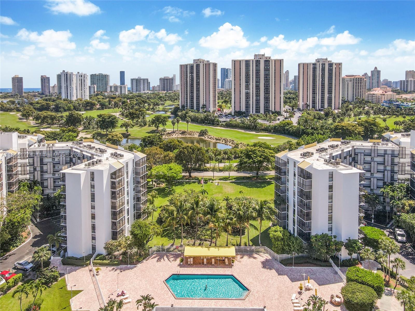 20500 W Country Clb Dr #517