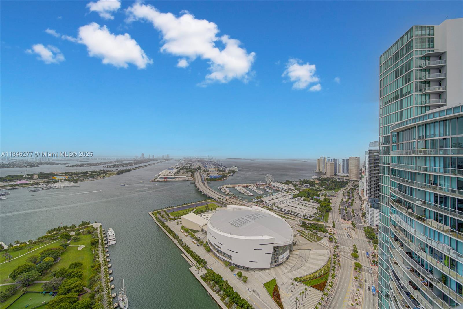 900 Biscayne Blvd #5203