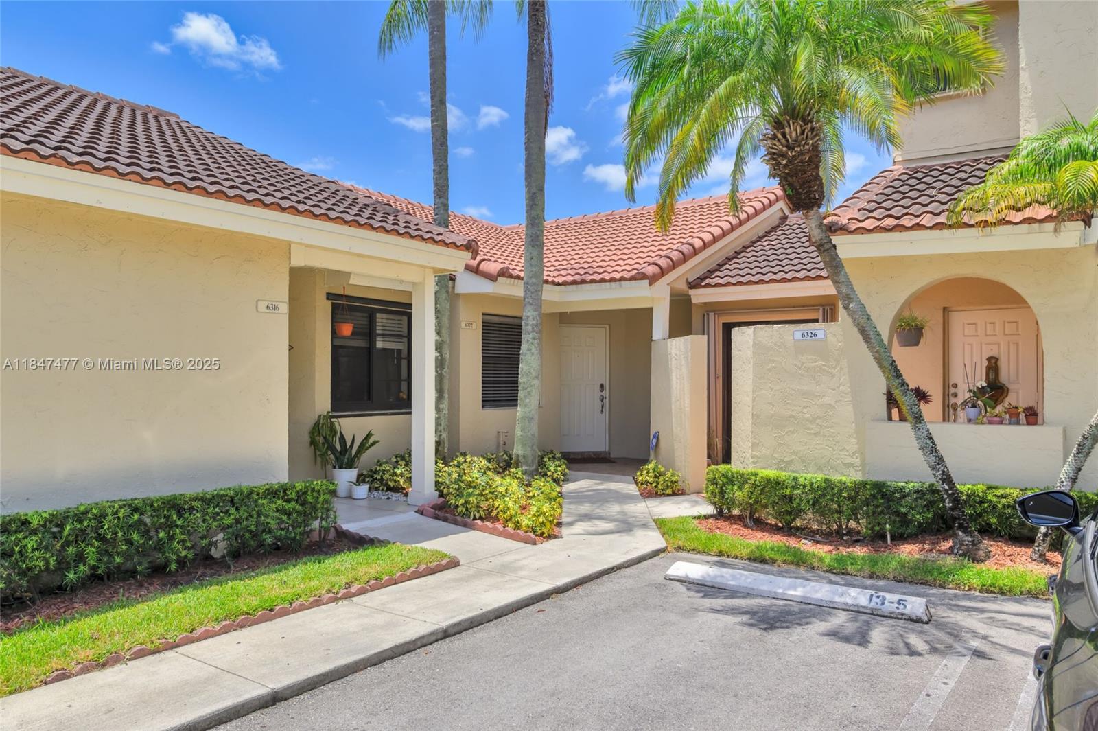 6326 NW 170th Ter
