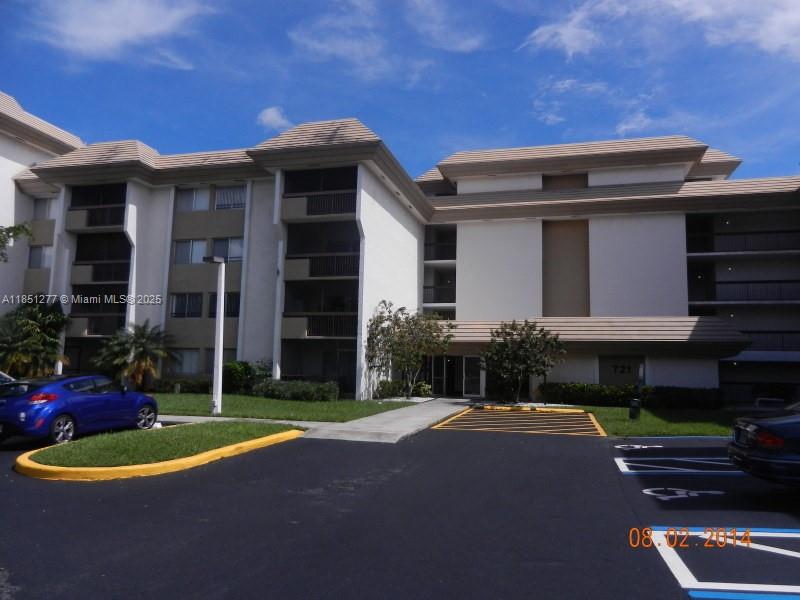 721 N Pine Is Rd #310