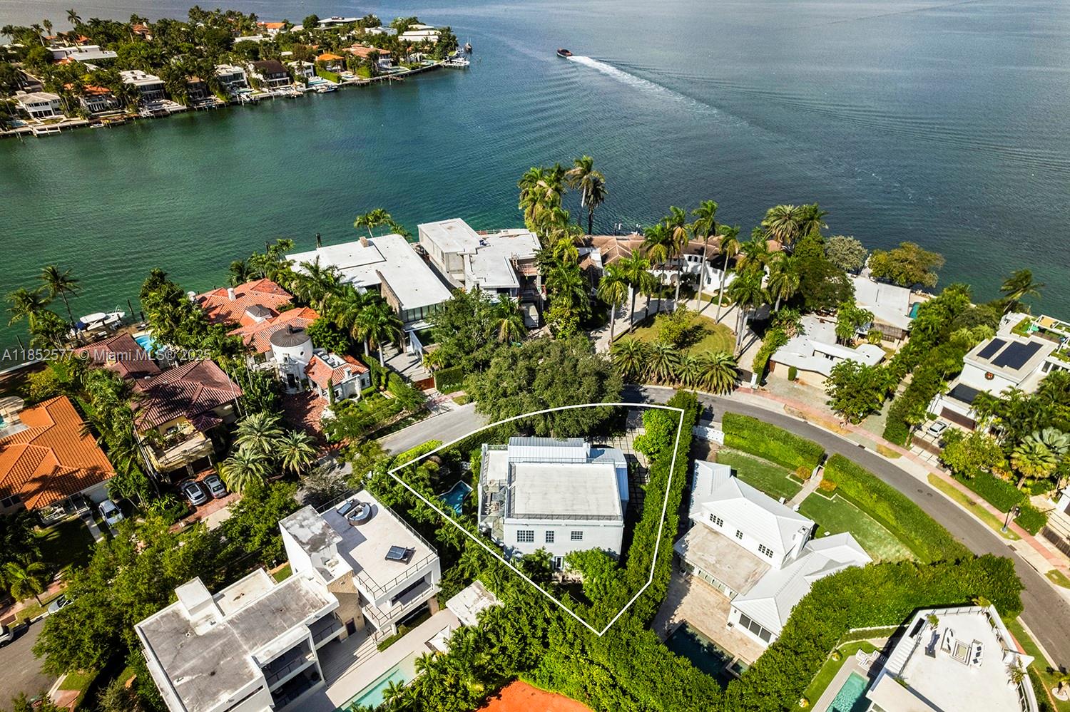431 W Rivo Alto Dr Miami Beach, FL 33139 431 W Rivo Alto Dr Miami Beach, FL 33139