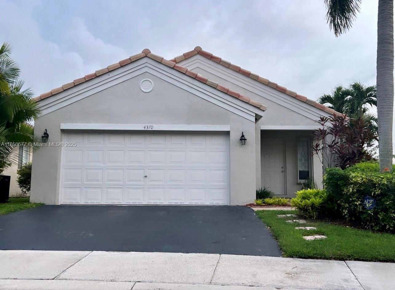 4370 Pine Rdg Ct