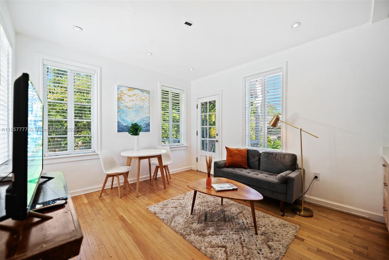 36 Phoenetia Ave Coral Gables, FL 33134