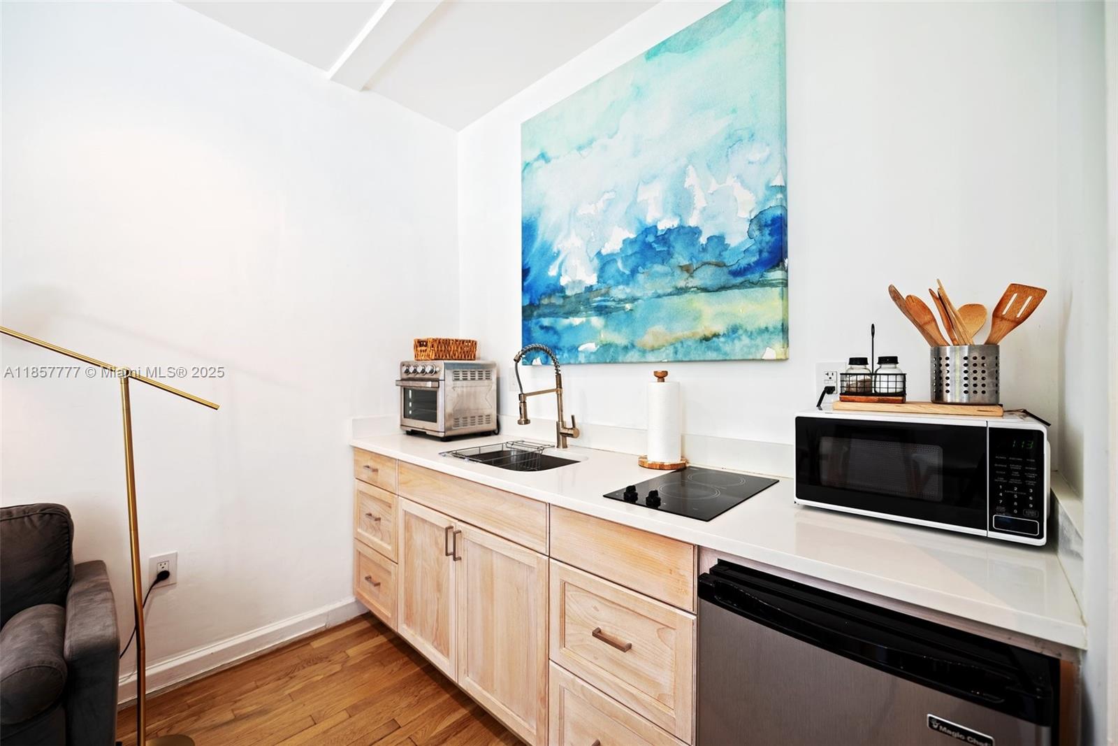 36 Phoenetia Ave Coral Gables, FL 33134