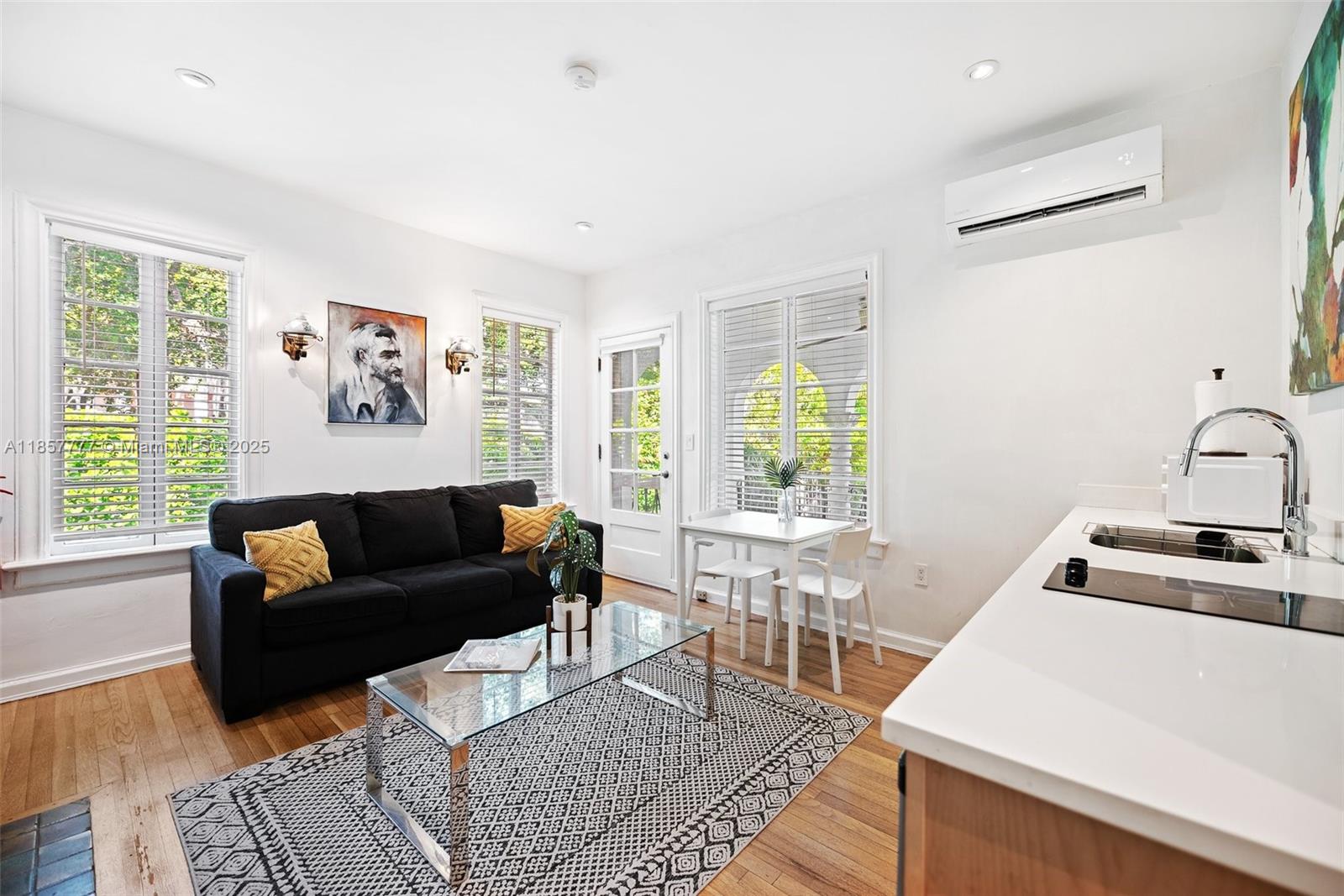 36 Phoenetia Ave Coral Gables, FL 33134