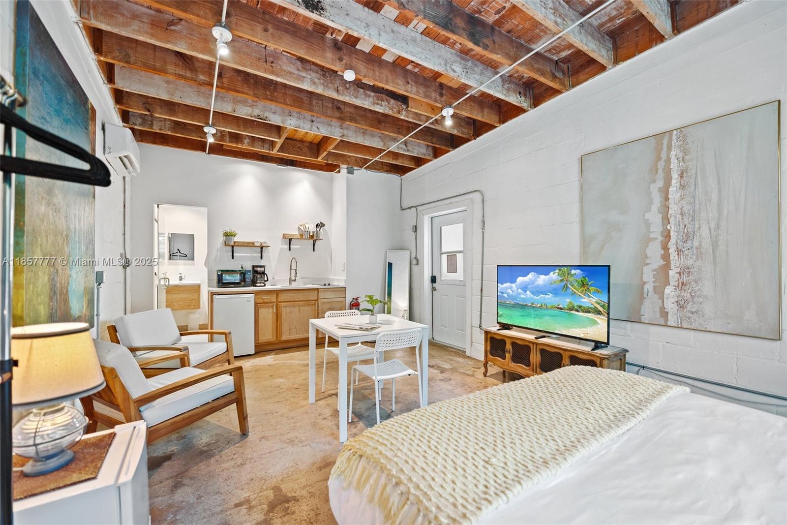 36 Phoenetia Ave Coral Gables, FL 33134