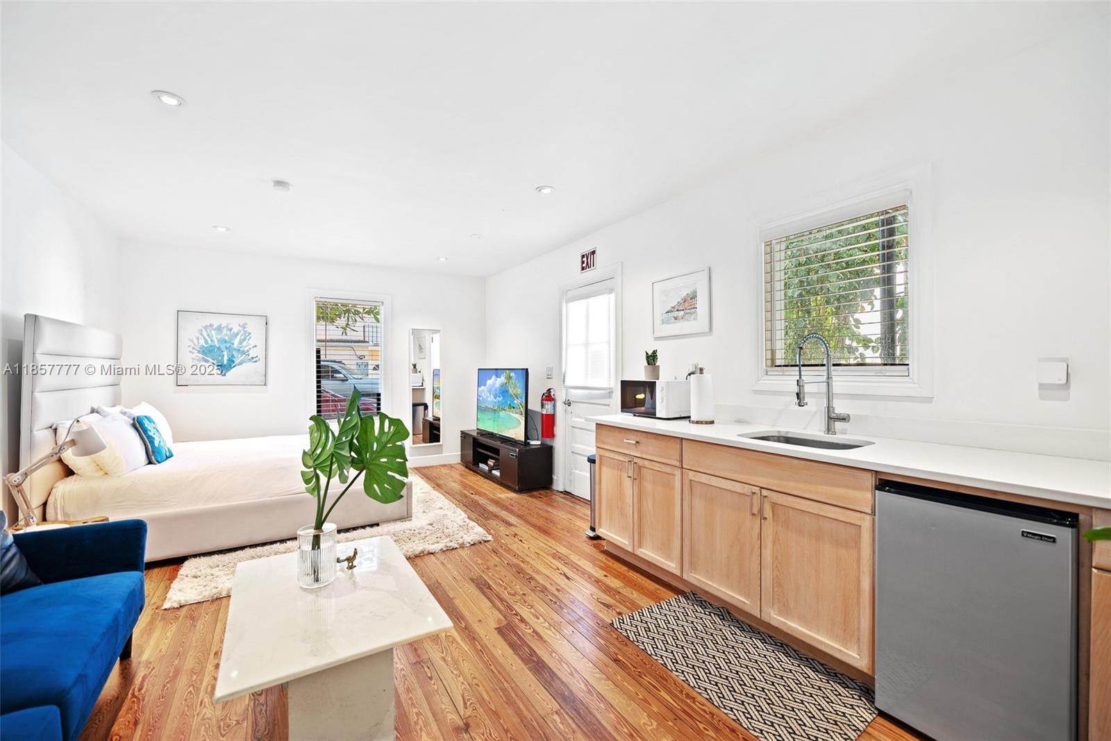 36 Phoenetia Ave Coral Gables, FL 33134