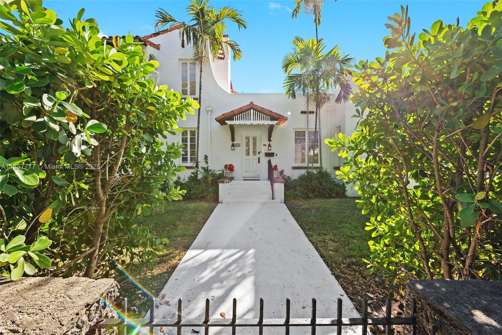 36 Phoenetia Ave Coral Gables, FL 33134