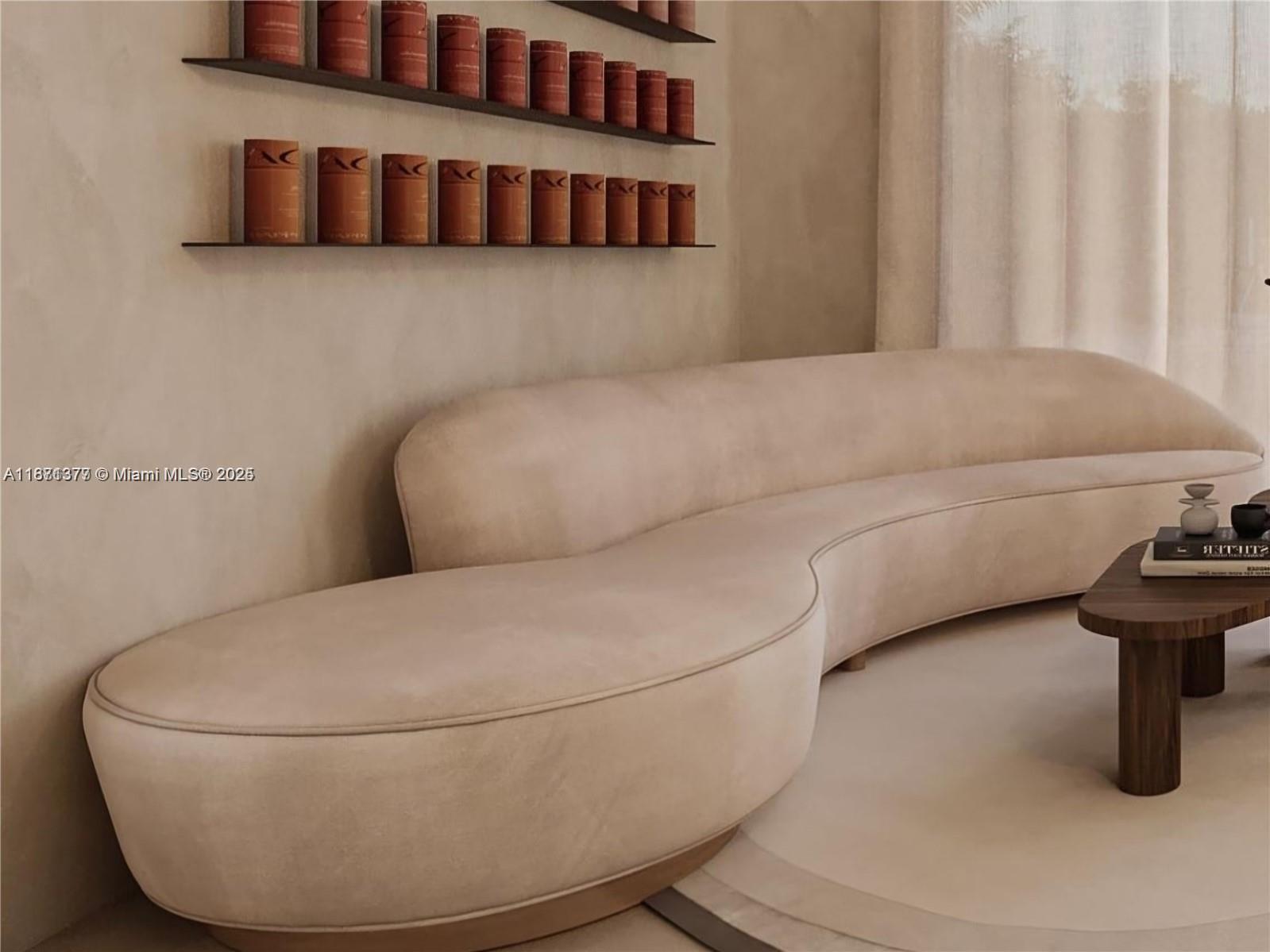 910 N Venetian Dr Miami Beach, FL 33139