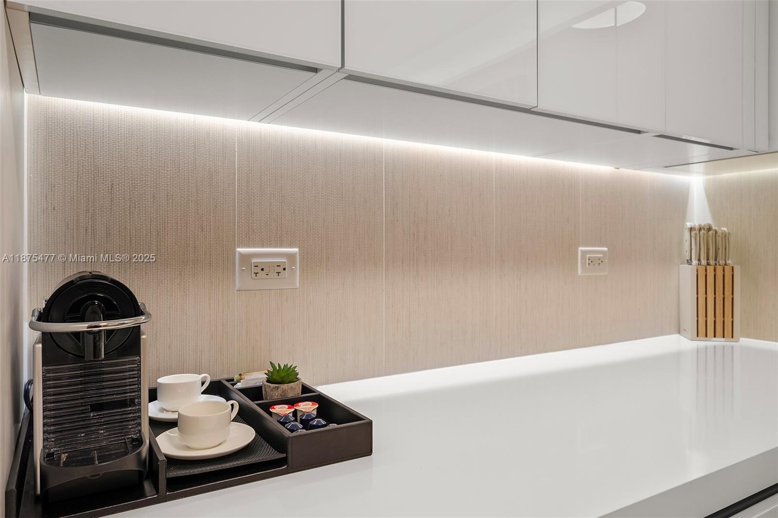 Undisclosed Address Miami Beach, FL 33139