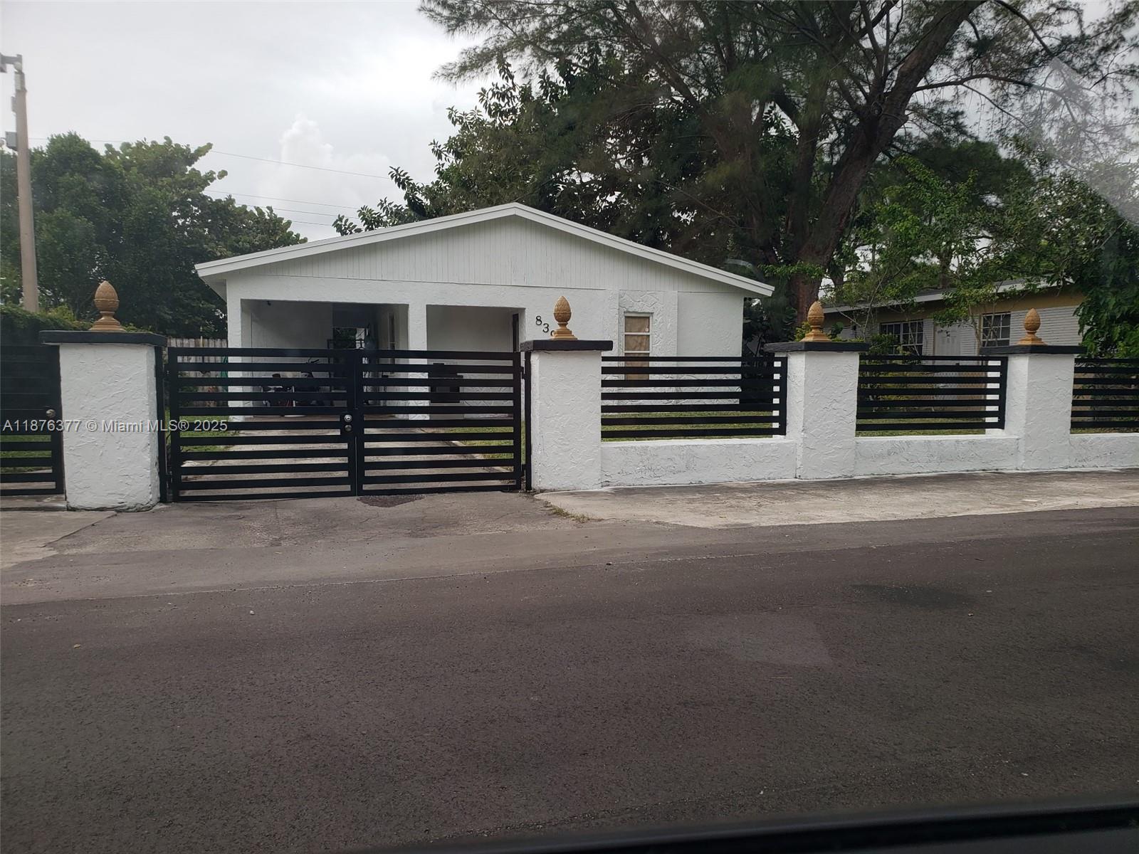 839 NW 13th Ave