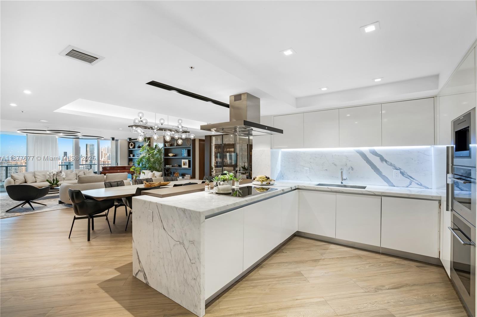 image Parque Towers Condo9