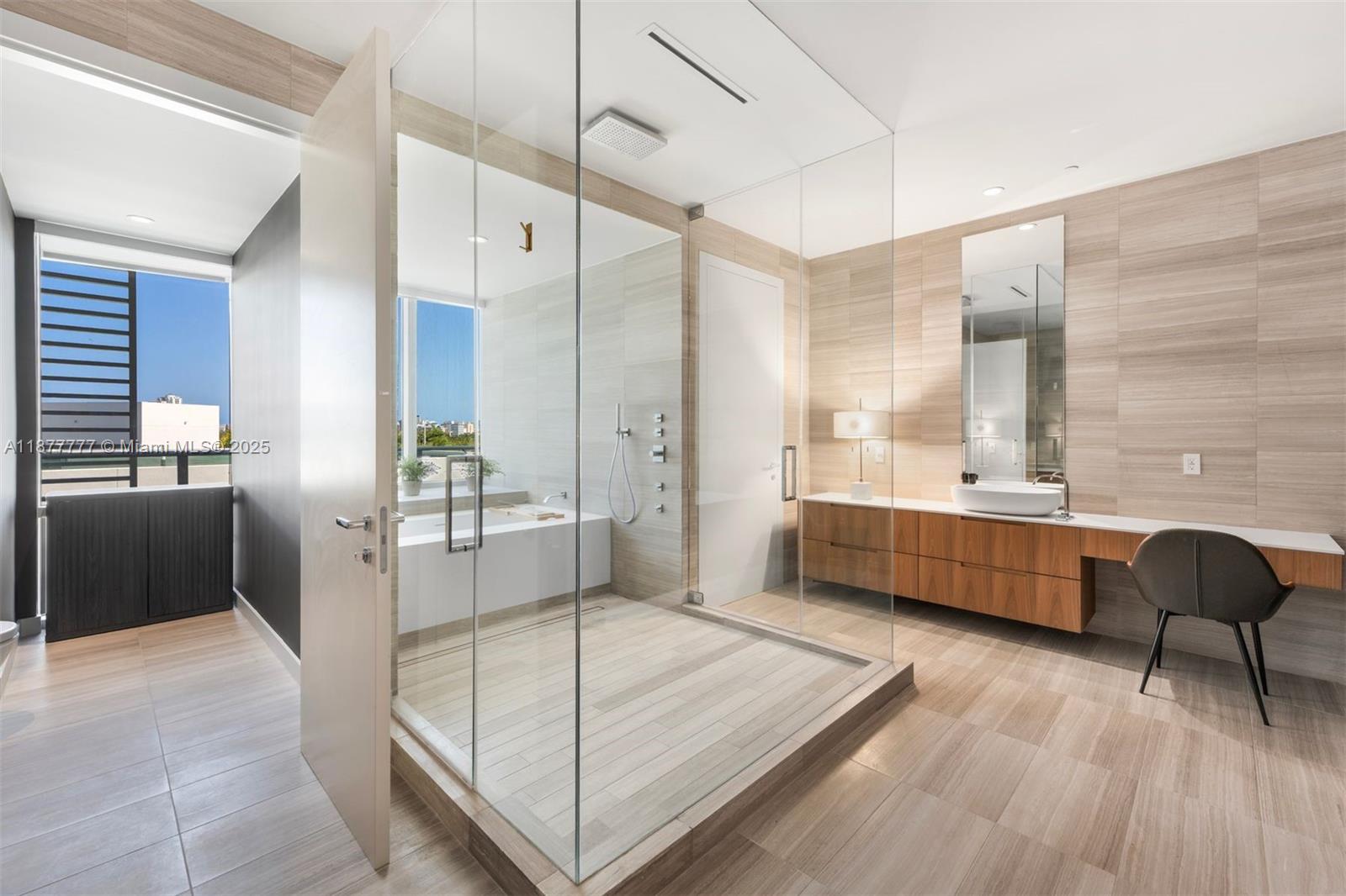 image Ritz Carlton Residences26