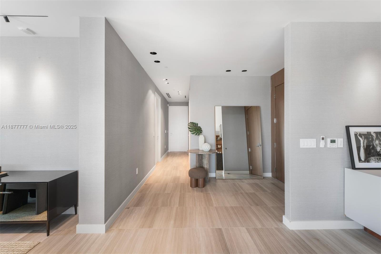 image Ritz Carlton Residences8