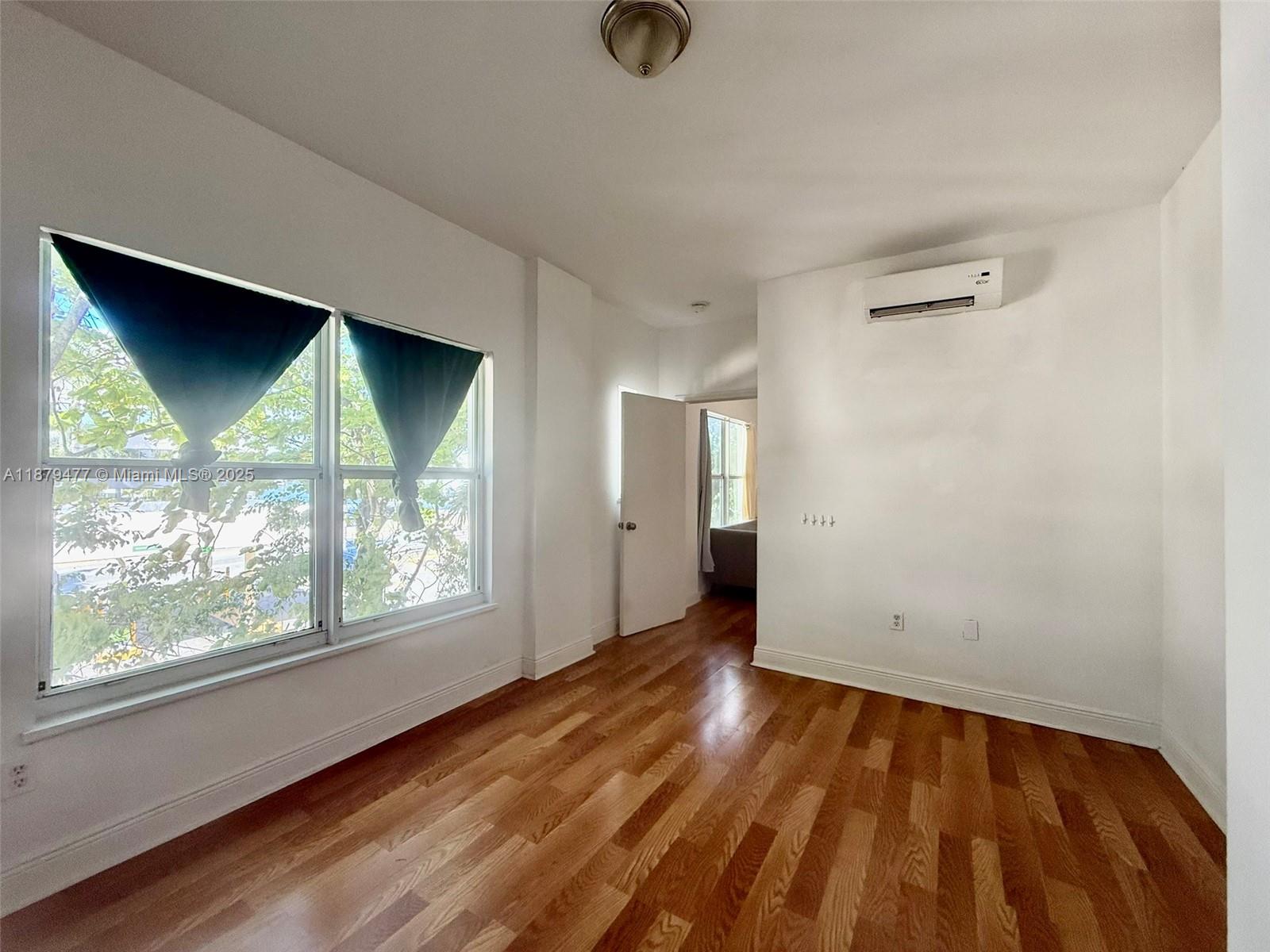 4035 N Meridian Ave #204 Miami Beach, FL 33140