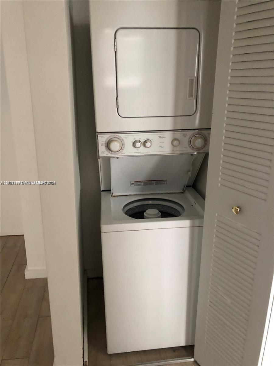 1611 Meridian Ave #302 Miami Beach, FL 33139