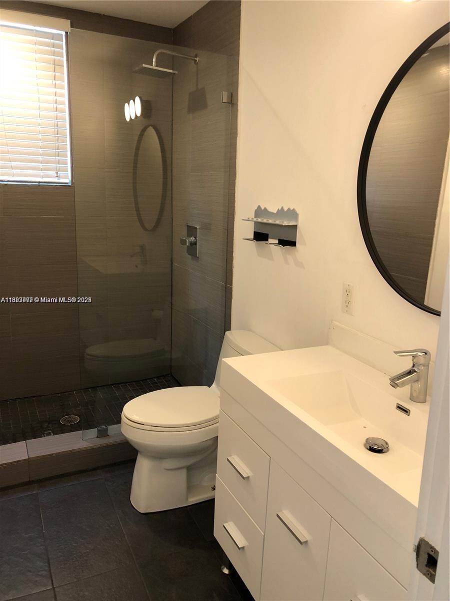 1611 Meridian Ave #302 Miami Beach, FL 33139