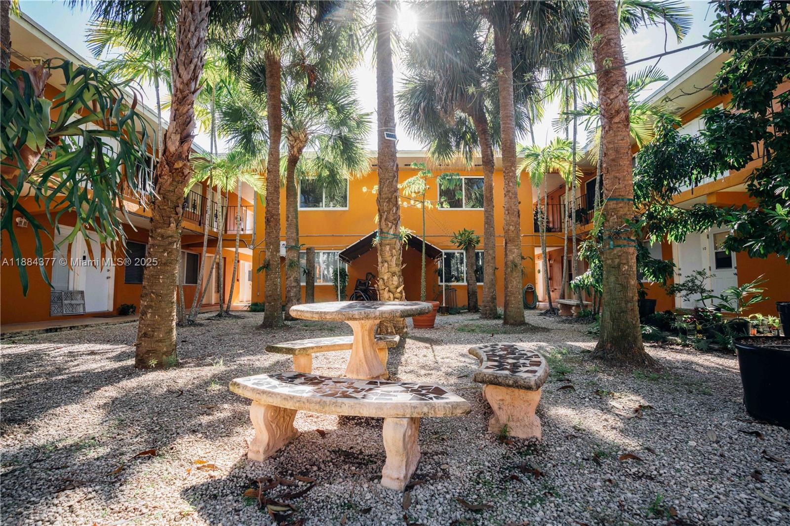 7901 SW 64th Ave #6 South Miami, FL 33143