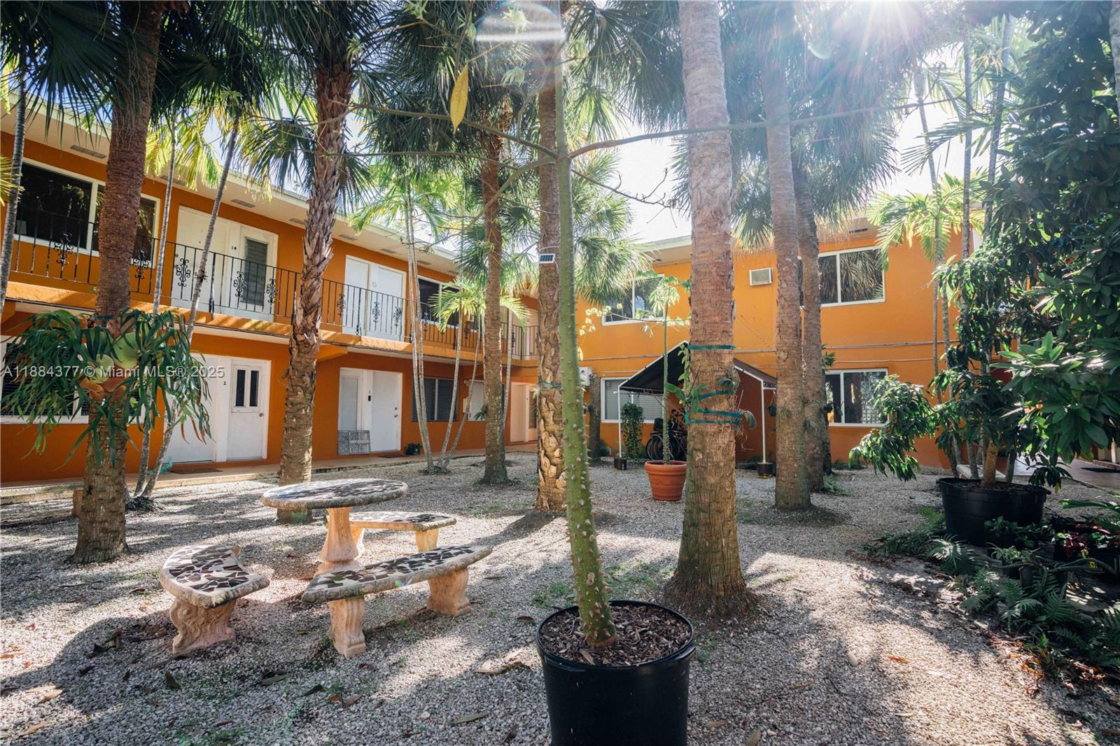 7901 SW 64th Ave #6 South Miami, FL 33143