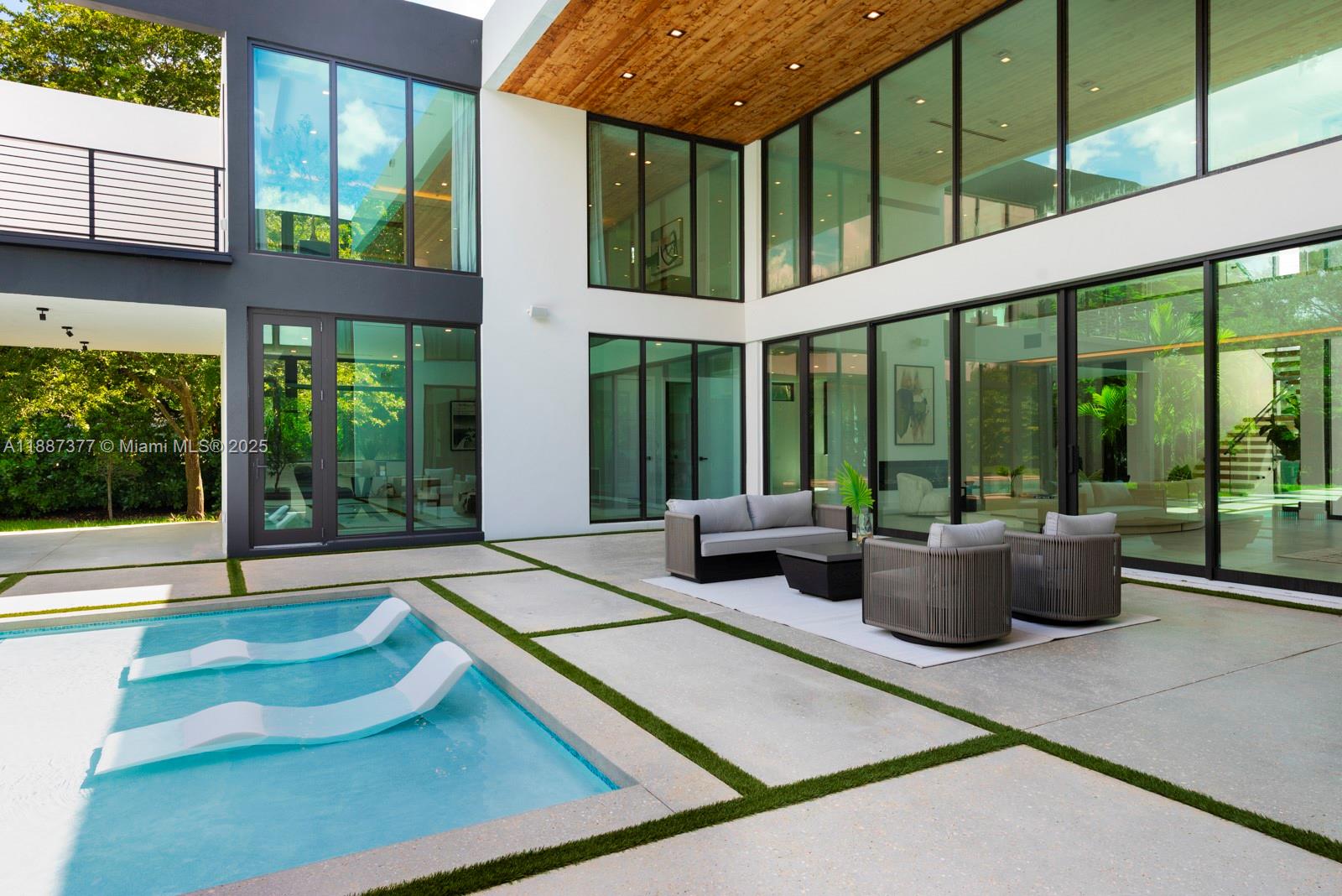 7425 SW 136th St Pinecrest, FL 33156