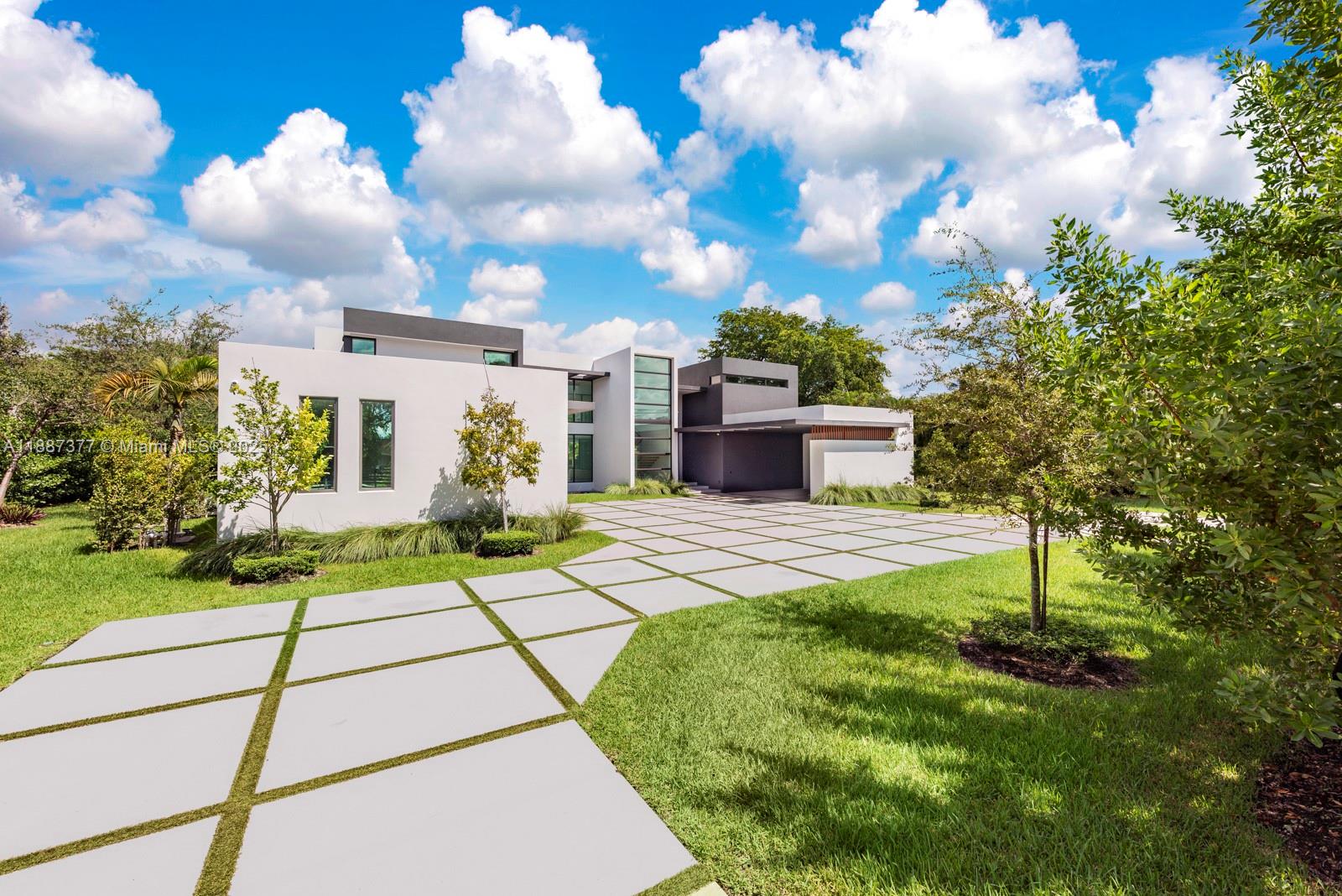 7425 SW 136th St Pinecrest, FL 33156