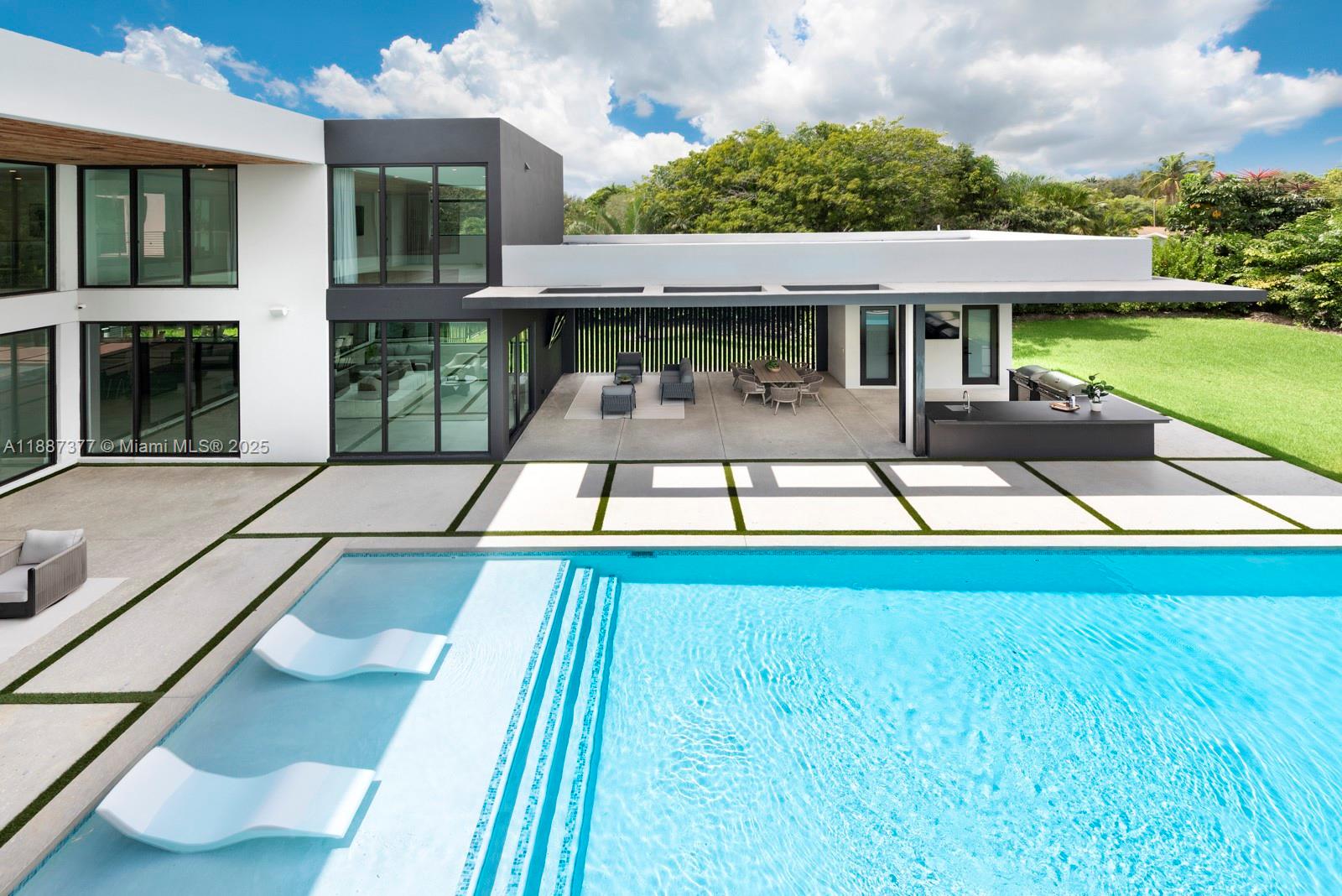 7425 SW 136th St Pinecrest, FL 33156