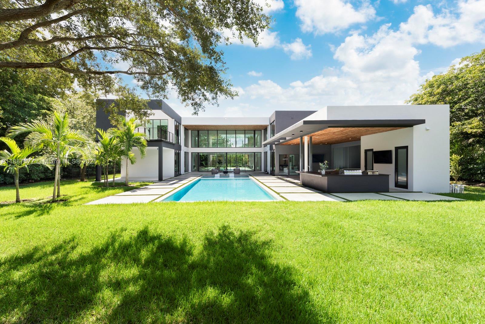 7425 SW 136th St Pinecrest, FL 33156