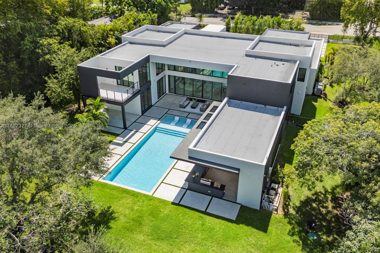 7425 SW 136th St Pinecrest, FL 33156