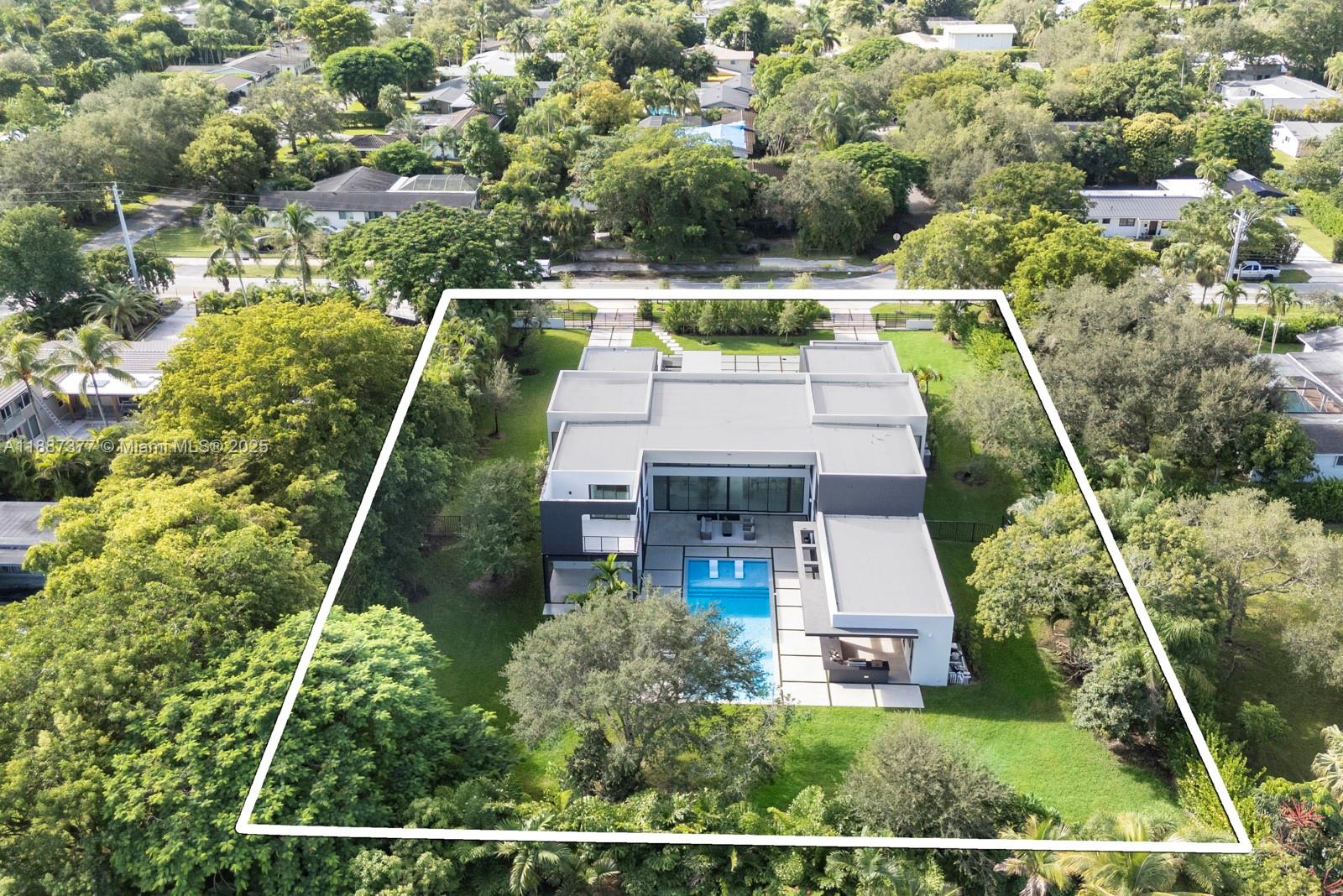 7425 SW 136th St Pinecrest, FL 33156