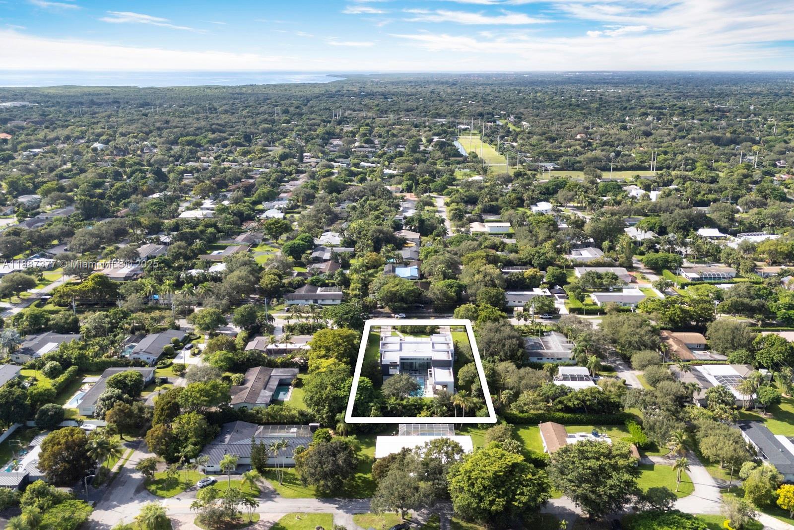 7425 SW 136th St Pinecrest, FL 33156