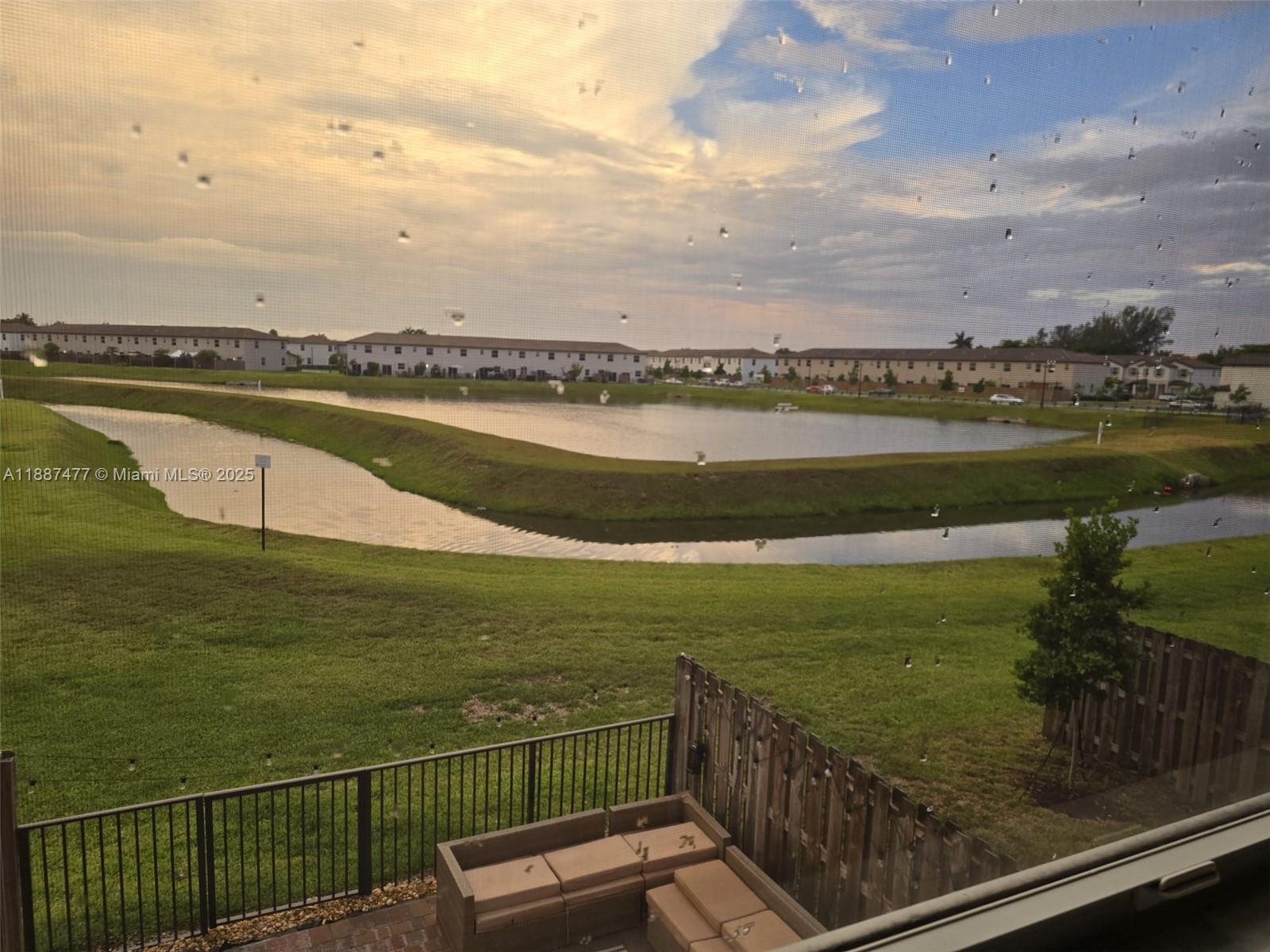 2328 NW 125th St #2328 Miami, FL 33167 2328 NW 125th St #2328 Miami, FL 33167