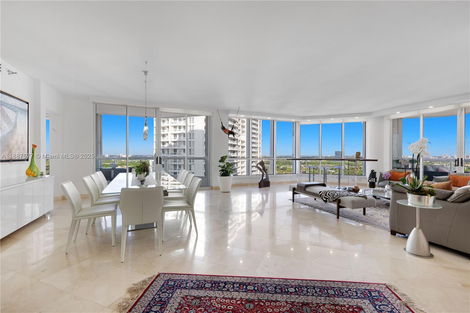 21150 Point Pl #1905 Aventura, FL 33180
