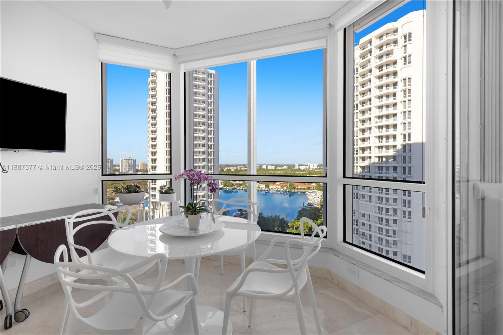 21150 Point Pl #1905 Aventura, FL 33180