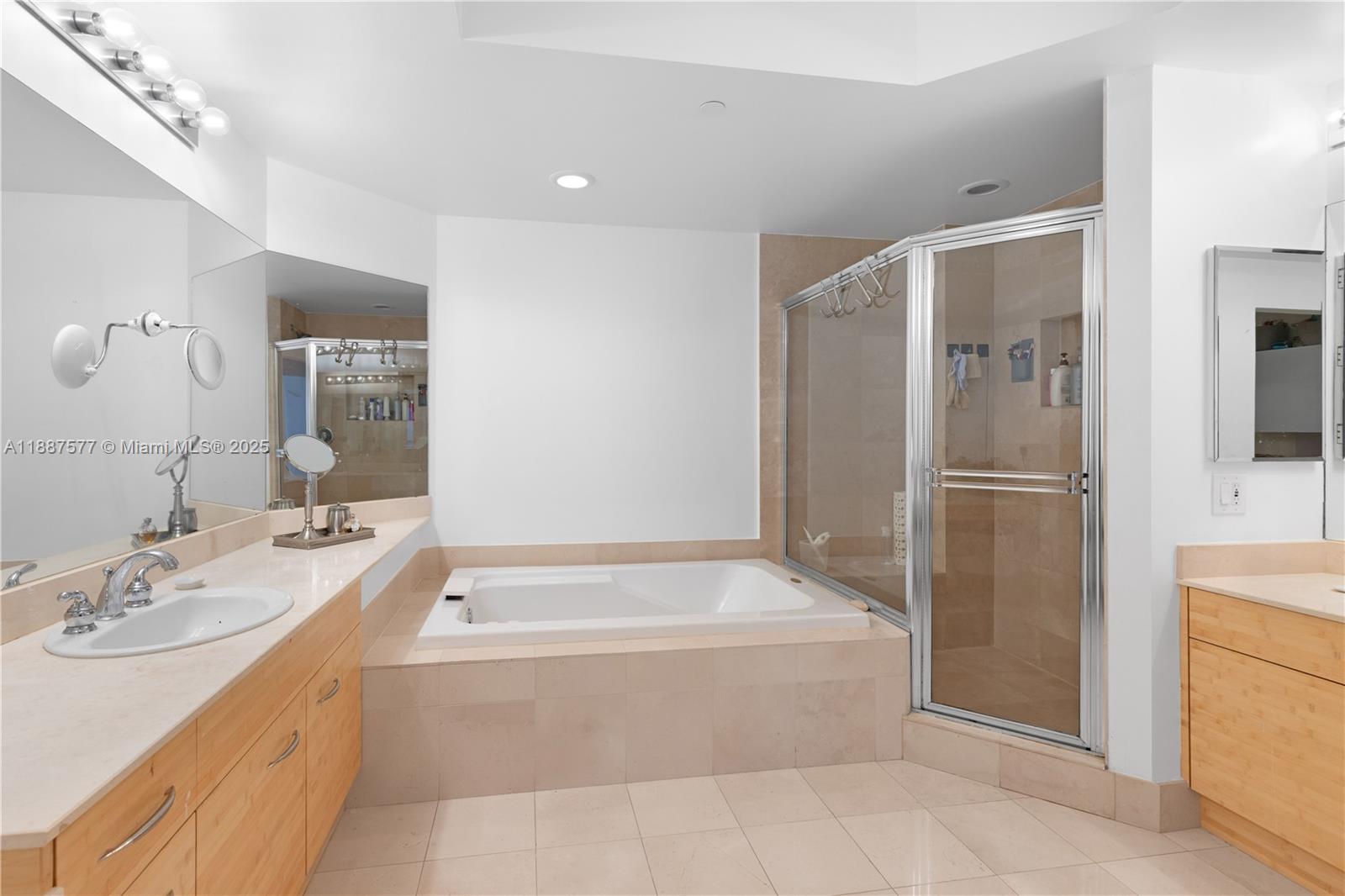 21150 Point Pl #1905 Aventura, FL 33180